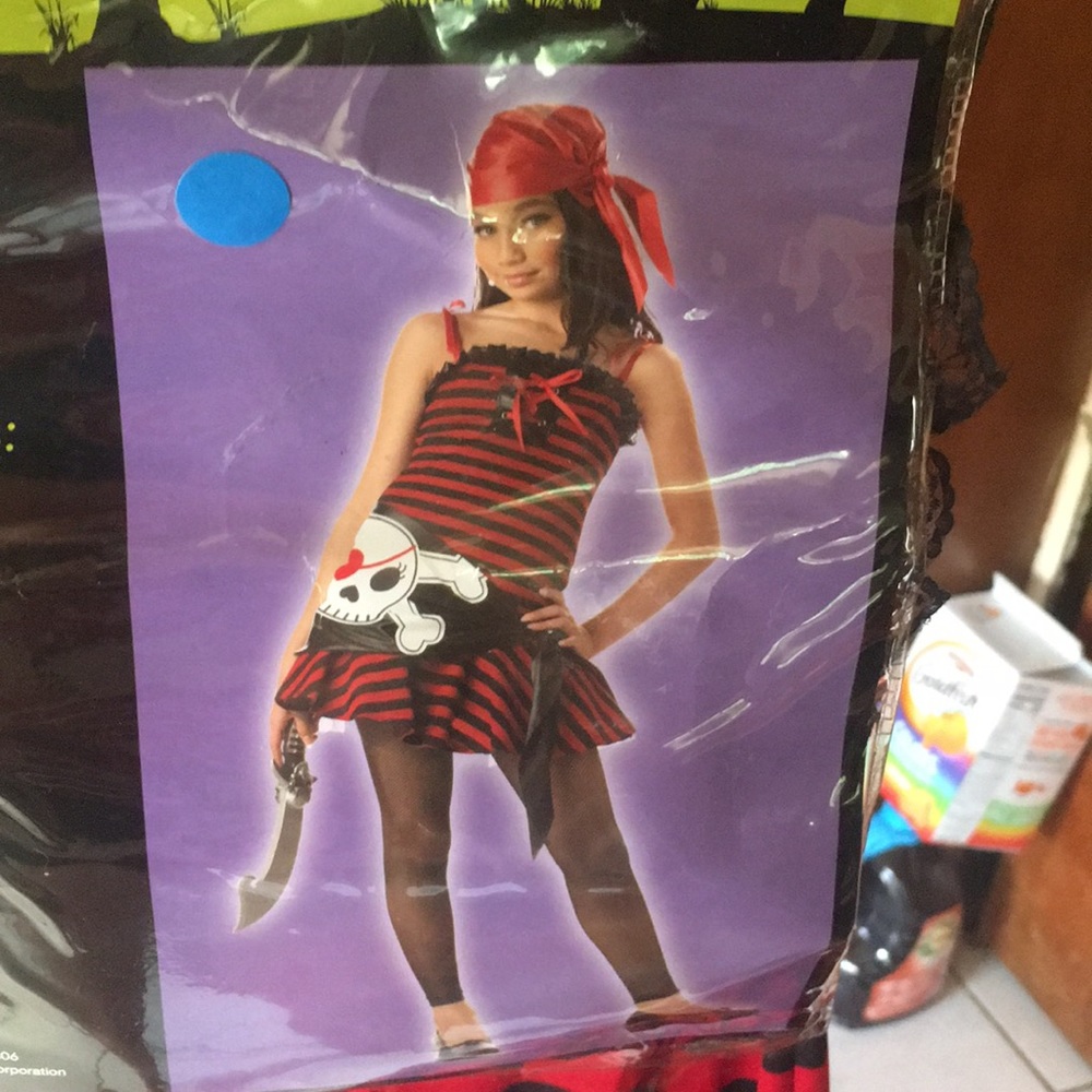 KIDS COSTUME